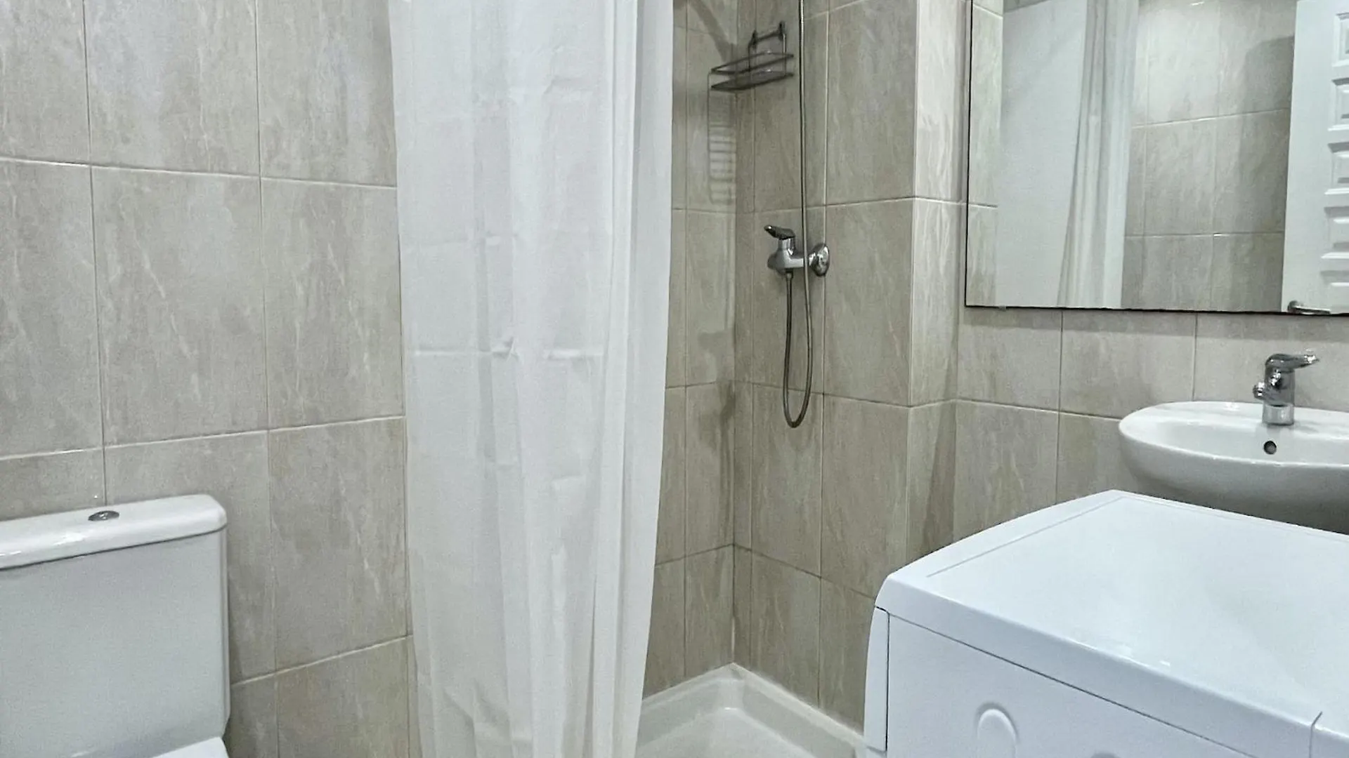 Apartment Catalonia 3-9 レスタルティット 0*,