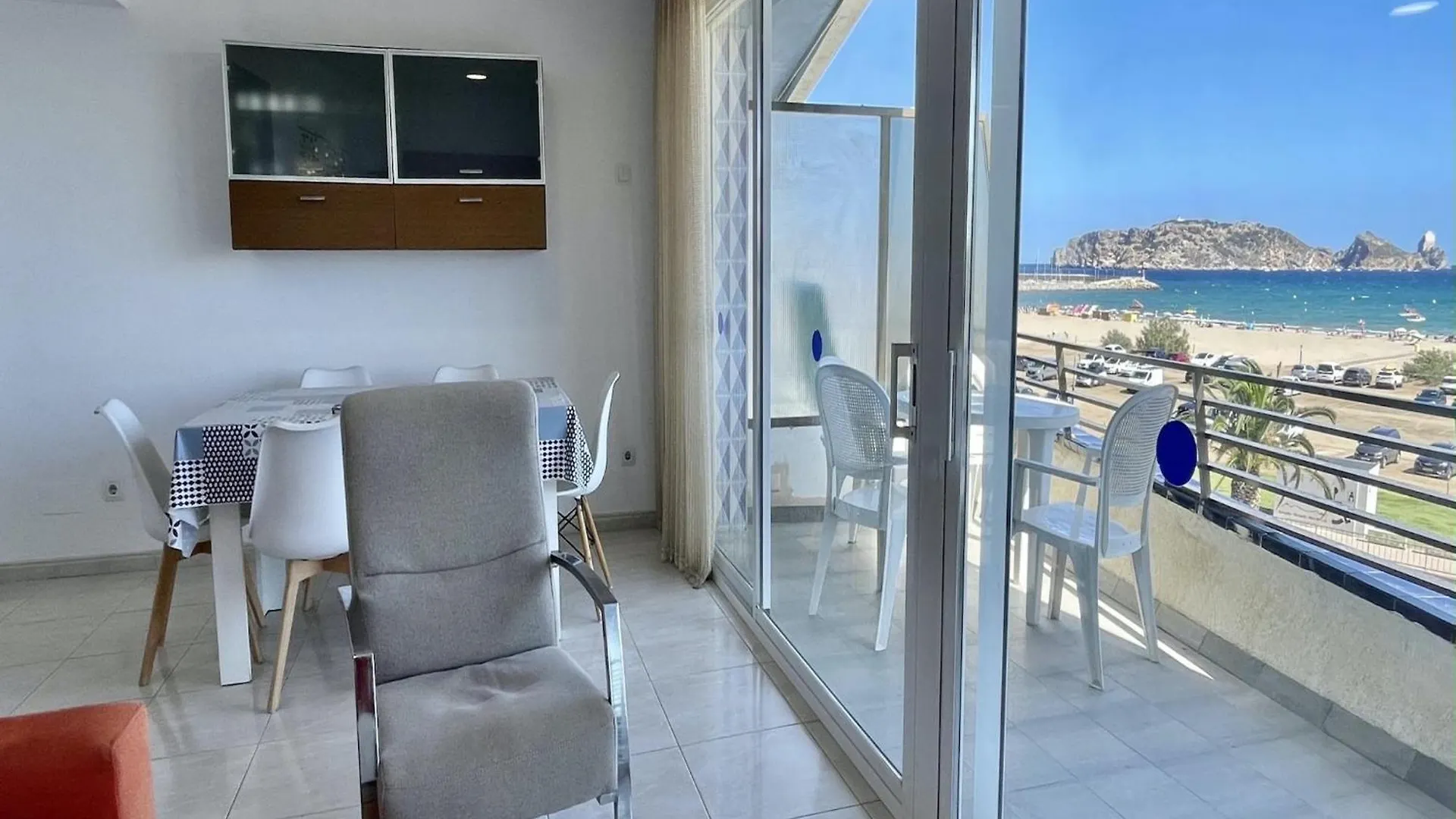 Apartment Catalonia 3-9 レスタルティット